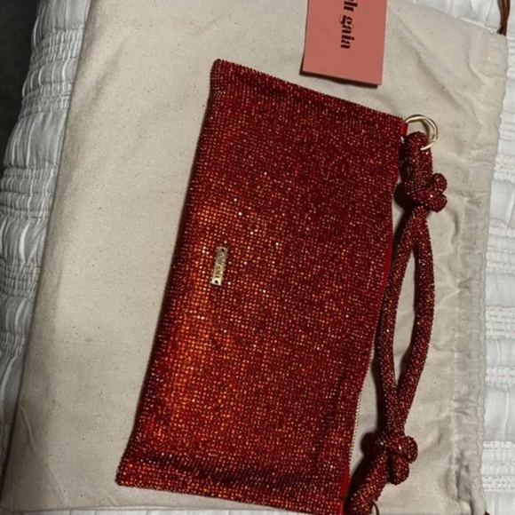 Hera cult Gaia new - Picture 3 of 5